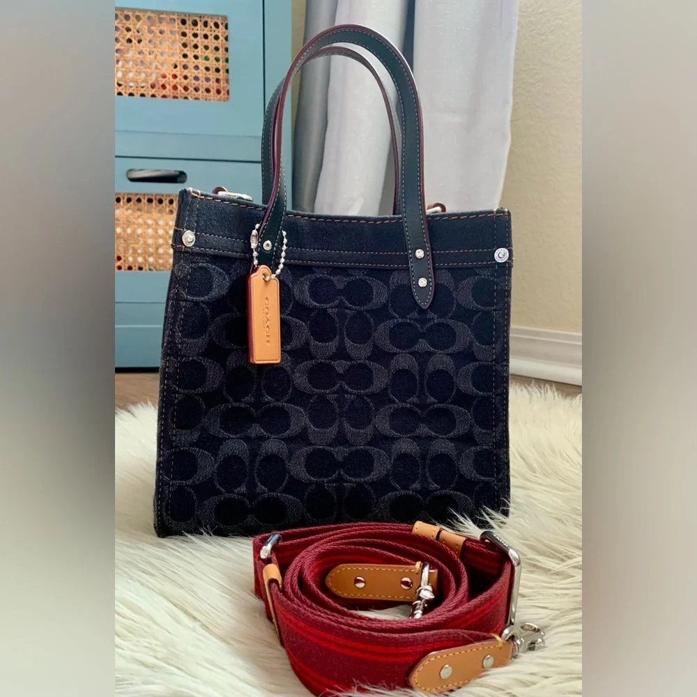 Coach Field Tote 22 Signature Denim Black FINAL MARK DOWN - Picture 4 of 15